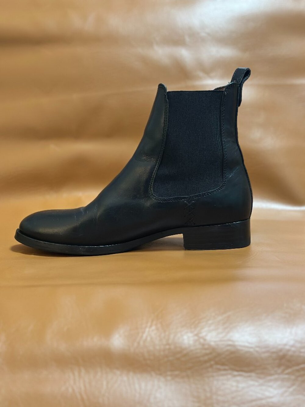 Frye Melissa Chelsea Boots Size 7 Fits 7.5 Leather